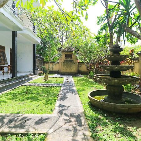Gianyar Hotel Экстерьер фото