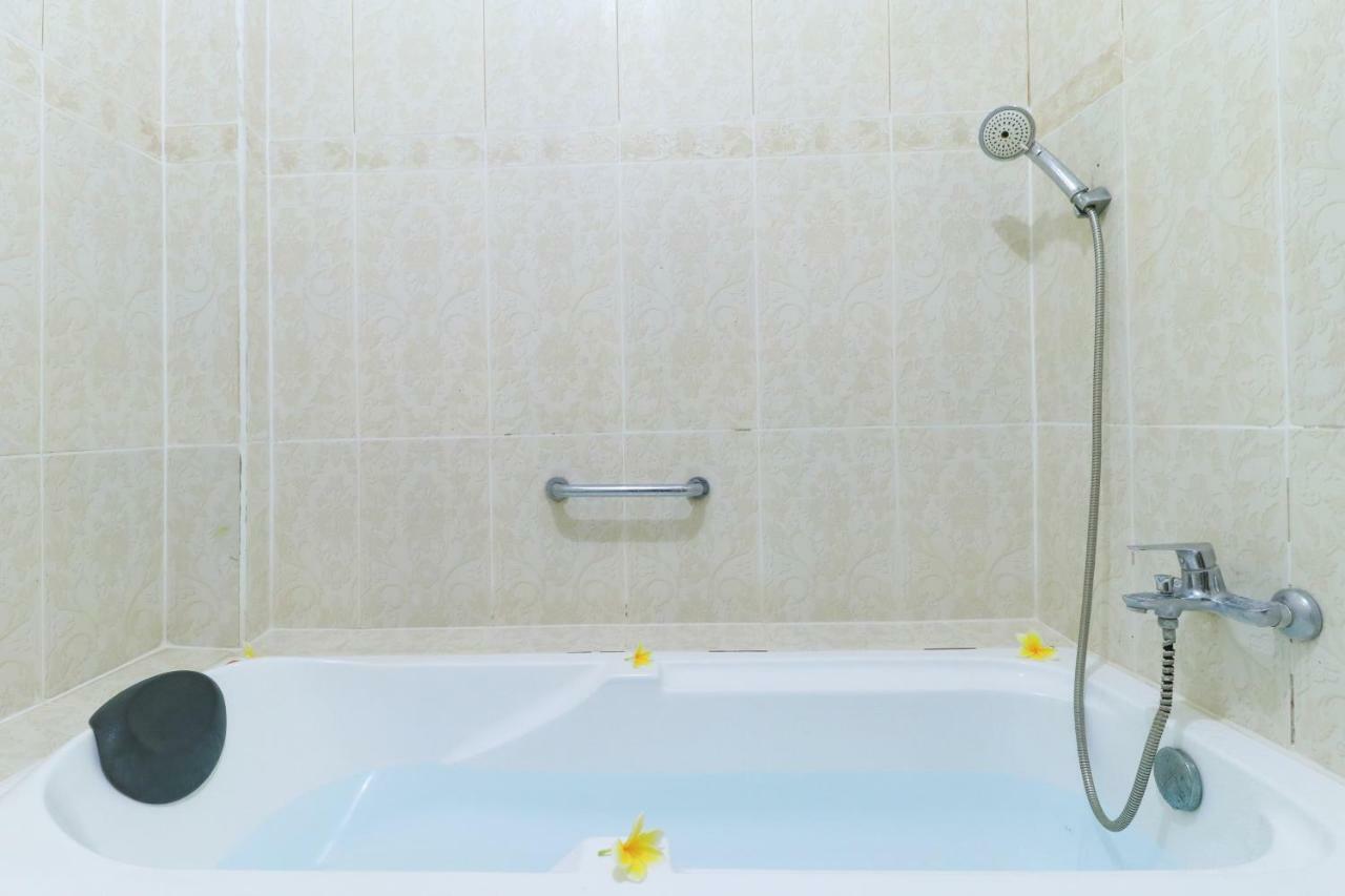 Gianyar Hotel Экстерьер фото