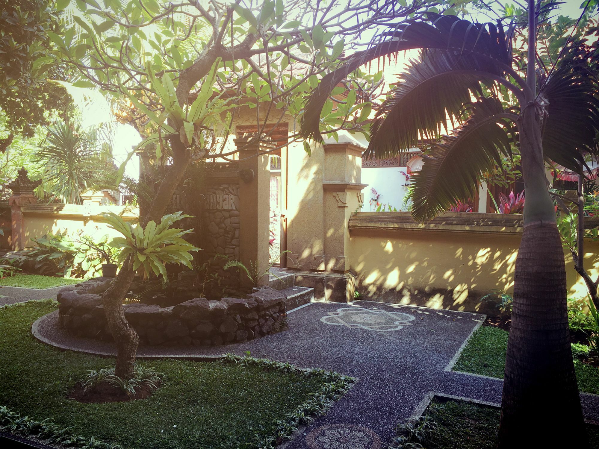 Gianyar Hotel Экстерьер фото