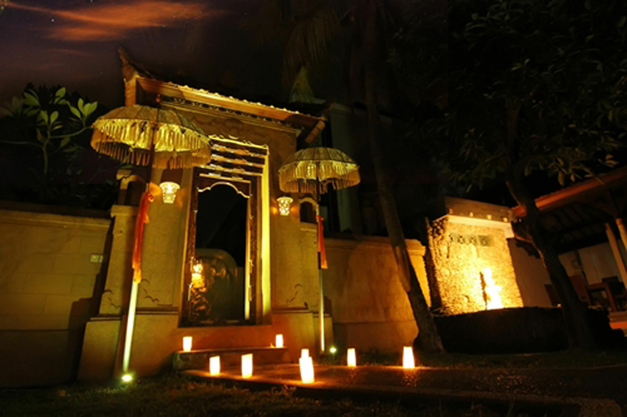 Gianyar Hotel Экстерьер фото