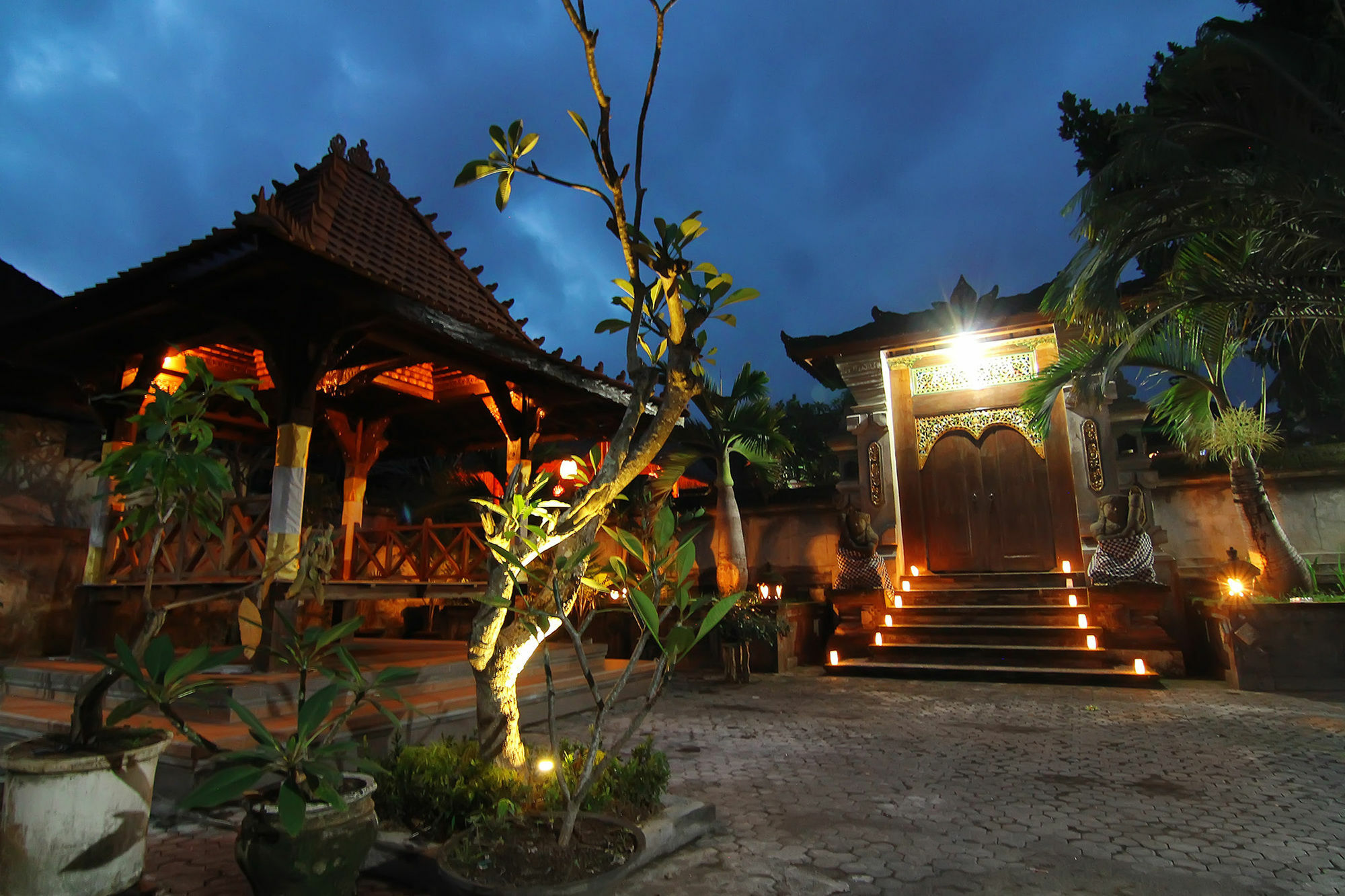Gianyar Hotel Экстерьер фото